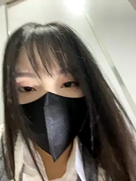 Asia-Lynn online show from 11.11.25