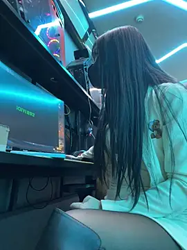 Asia-Lynn online show from 01.14.26