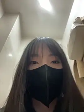 Snapshot of Asia-Lynn chatting on 03.28.26 Asia-Lynn online show from 03.28.26