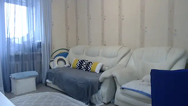 Alma44 online show from 11.12.25