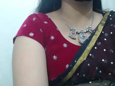 Snapshot of Lovely_Siri_23 chatting on 06.17.26 Lovely Siri 23 online show from 06.17.26