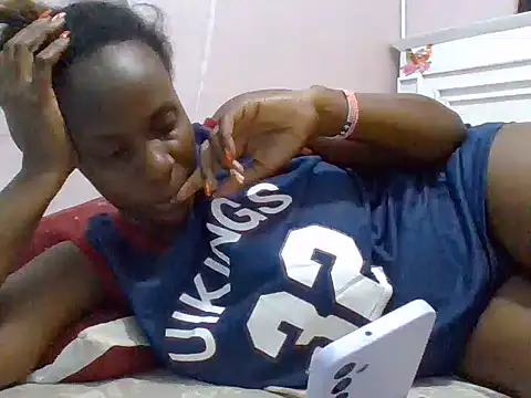 Snapshot of sweet-fancy chatting on 06.13.26 sweet-fancy online show from 06.13.26