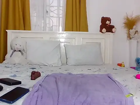 Snapshot of NAUGHTY__EBONY chatting on 10.03.25 NAUGHTY  EBONY online show from 10.03.25