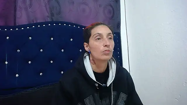 Snapshot of anyu1306 chatting on 12.17.24 anyu1306 online show from 12.17.24