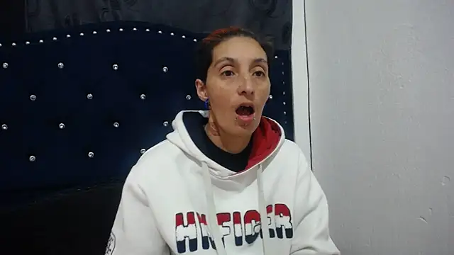 Snapshot of anyu1306 chatting on 12.18.24 anyu1306 online show from 12.18.24