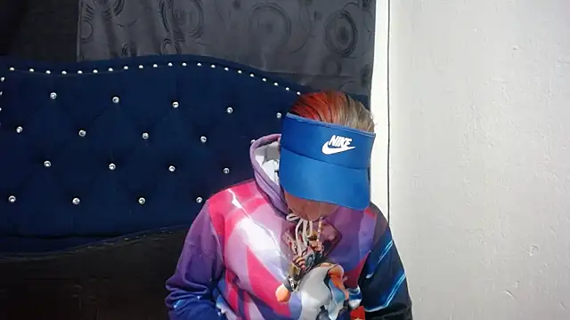 Snapshot of anyu1306 chatting on 12.29.24 anyu1306 online show from 12.29.24