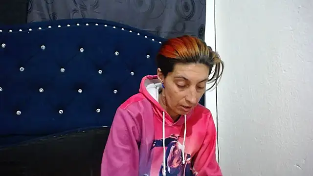 Snapshot of anyu1306 chatting on 01.06.25 anyu1306 online show from 01.06.25