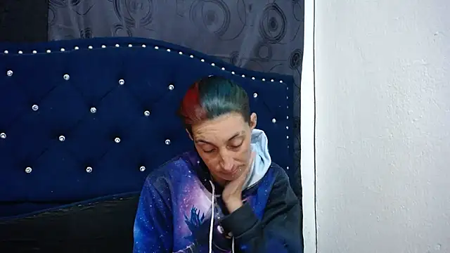 Snapshot of anyu1306 chatting on 02.19.25 anyu1306 online show from 02.19.25