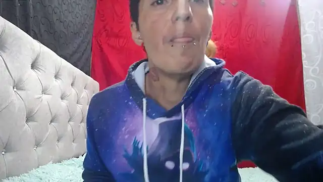 Snapshot of anyu1306 chatting on 10.11.25 anyu1306 online show from 10.11.25