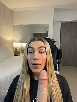 Snapshot of Miss_sagitario chatting on 11.22.25 Miss sagitario online show from 11.22.25