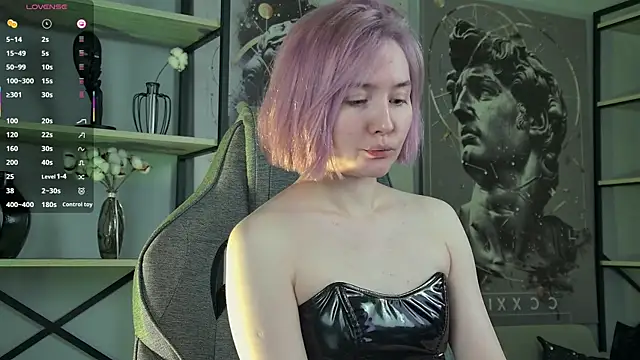 ReiYosimoto online show from 10.27.25