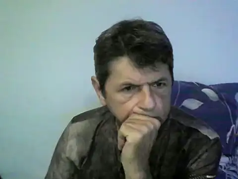 Snapshot of czarek888 chatting on 10.19.25 czarek888 online show from 10.19.25