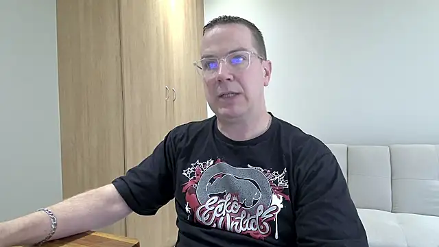 BrettJ81 online show from 12.15.25