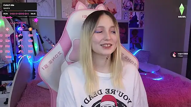 Evie Ro online show from 12.14.24