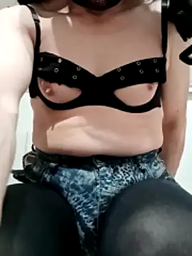 JOHANNA9MOI02 online show from 12.21.25