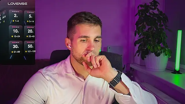 Sweeet  boy online show from 10.11.25