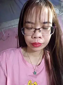Snapshot of __Mai-love19__ chatting on 02.02.25 Mai-love19 online show from 02.02.25