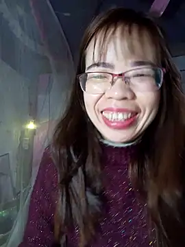 Snapshot of __Mai-love19__ chatting on 02.10.25 Mai-love19 online show from 02.10.25