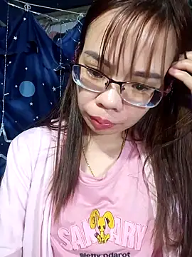 Snapshot of __Mai-love19__ chatting on 02.17.25 Mai-love19 online show from 02.17.25