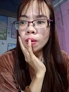 Snapshot of __Mai-love19__ chatting on 02.21.25 Mai-love19 online show from 02.21.25