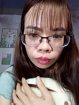 Snapshot of __Mai-love19__ chatting on 02.27.25 Mai-love19 online show from 02.27.25
