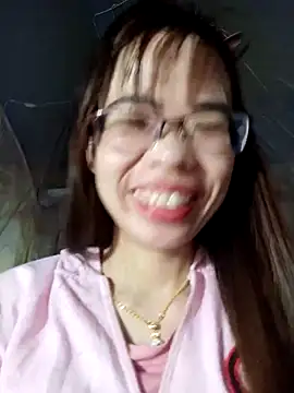 Snapshot of __Mai-love19__ chatting on 02.28.25 Mai-love19 online show from 02.28.25