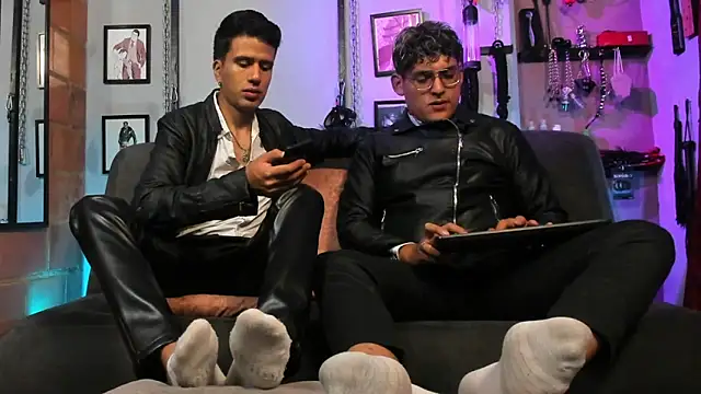 dom2travelersss online show from 01.26.25