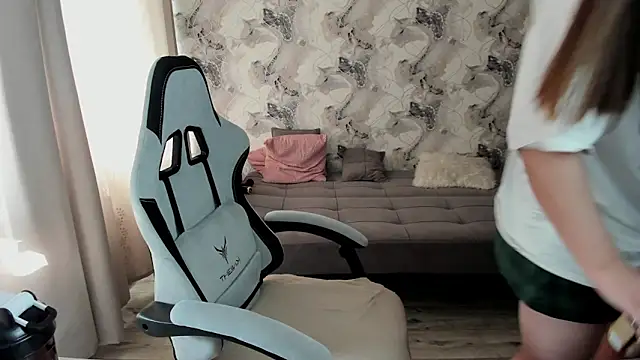 Lis Kollen online show from 04.07.26