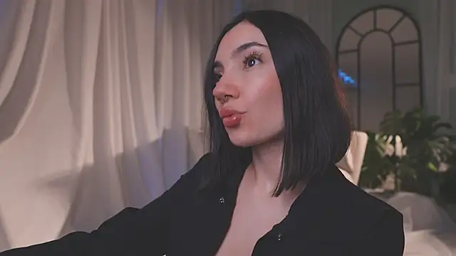 Snapshot of AmyArmstrong chatting on 02.02.26 AmyArmstrong online show from 02.02.26