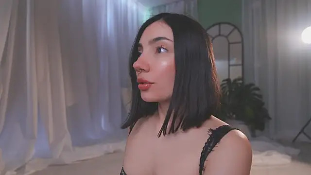 Snapshot of AmyArmstrong chatting on 02.12.26 AmyArmstrong online show from 02.12.26