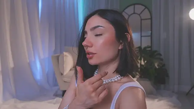 Snapshot of AmyArmstrong chatting on 02.16.26 AmyArmstrong online show from 02.16.26