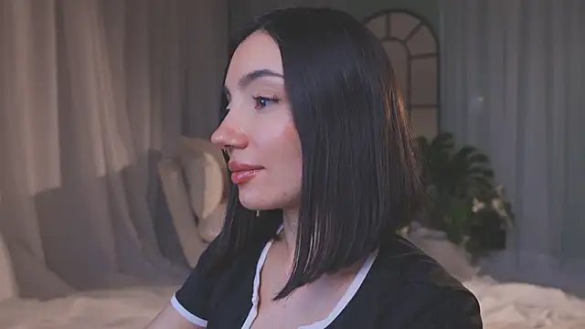 Snapshot of AmyArmstrong chatting on 02.28.26 AmyArmstrong online show from 02.28.26