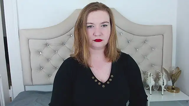 LaraDream online show from 01.23.25