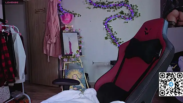 Silvia Santorskii online show from 03.12.26