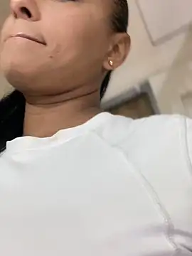 sofia xxx02 online show from 02.20.26