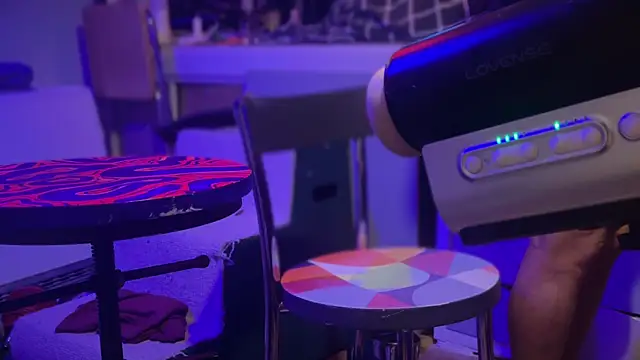 Snapshot of McPherson72 chatting on 09.30.25 McPherson72 online show from 09.30.25