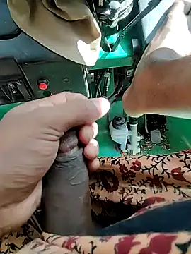 Snapshot of Kolkata___Boy chatting on 12.29.24 Kolkata Boy online show from 12.29.24